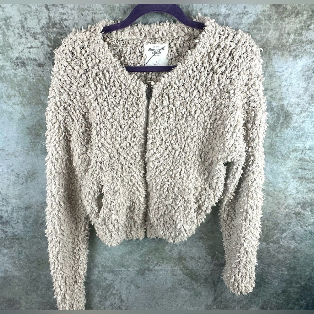 Crop Sweater - Picture 2 of 4